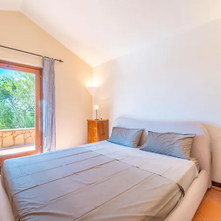 San Teodoro - By Searly Villa *