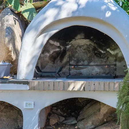 San Teodoro - By Searly Villa *