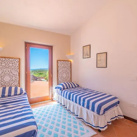 San Teodoro - By Searly