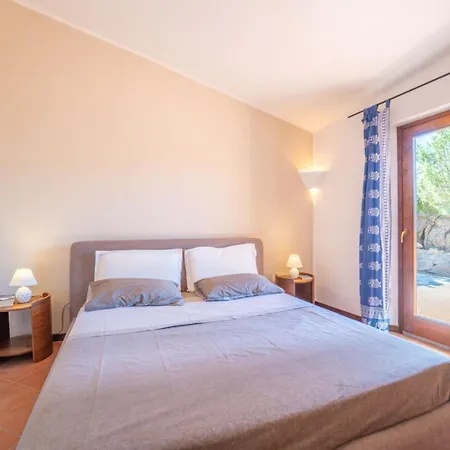 San Teodoro - By Searly Villa