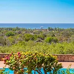 San Teodoro - By Searly Villa