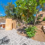 San Teodoro - By Searly Villa