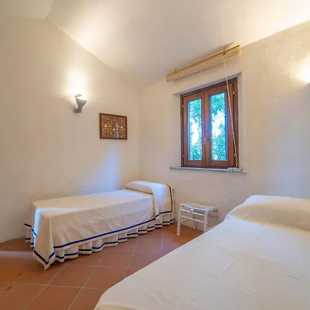 San Teodoro - By Searly Villa