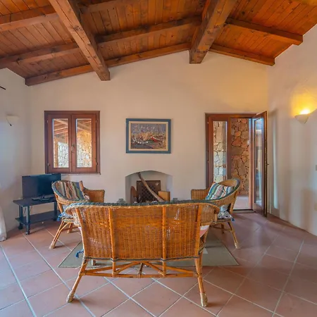 San Teodoro - By Searly Villa *