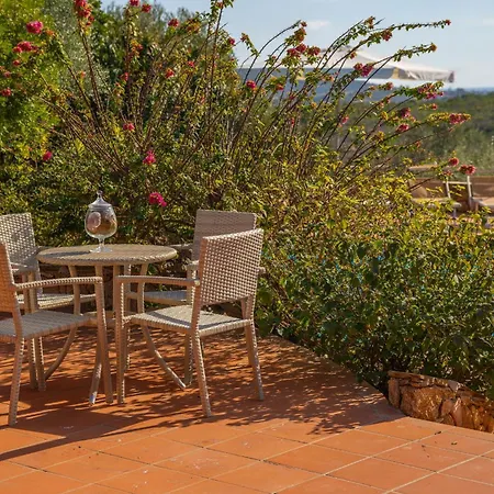 San Teodoro - By Searly Villa