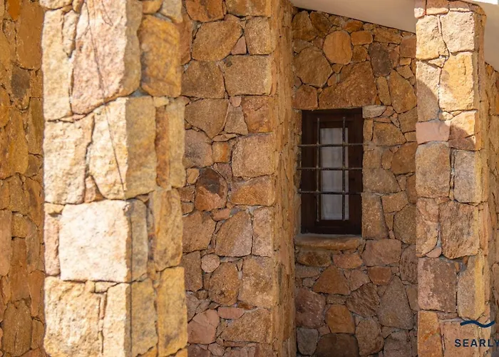 San Teodoro - By Searly Villa